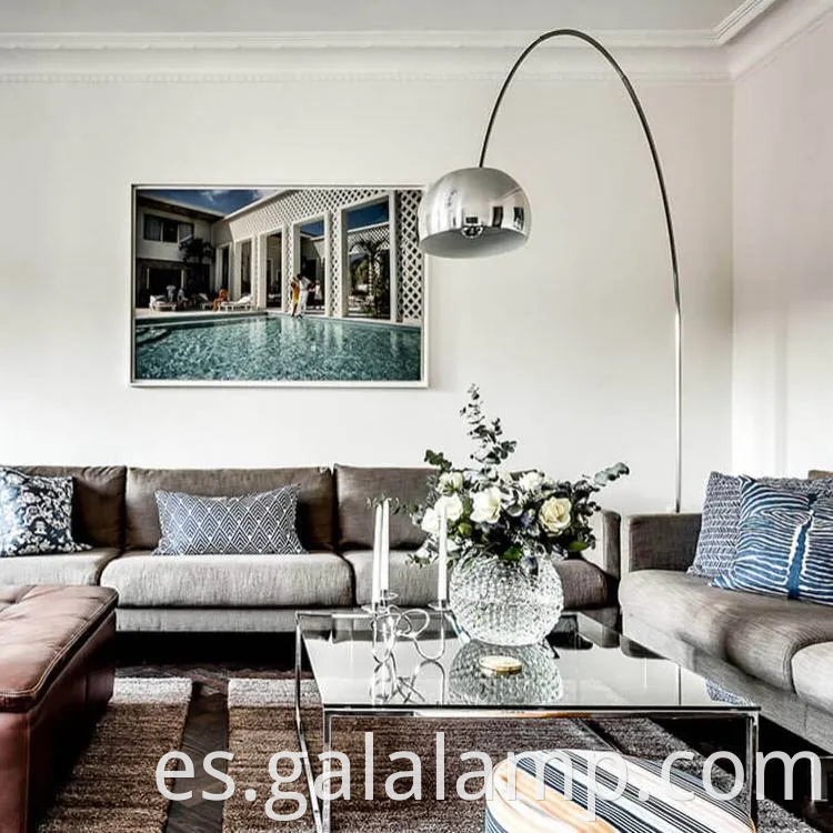 Lámpara de arco clásico moderno con elegante base de mármol